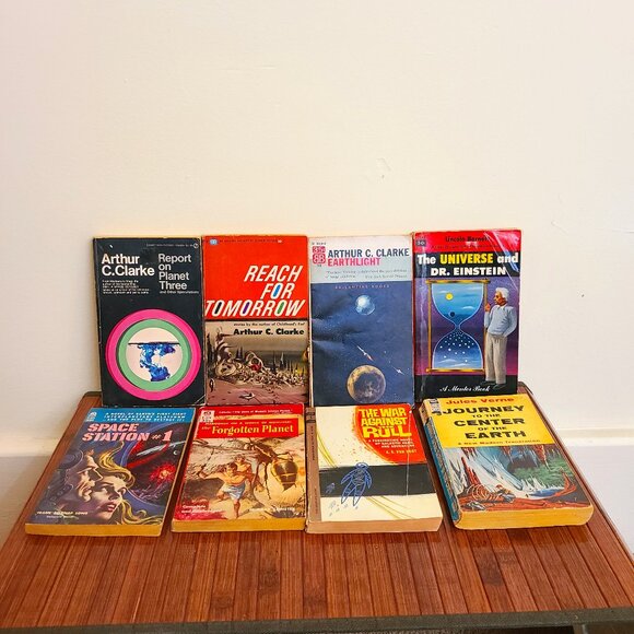 19 Vintage Classic  Sci Fi Paperback Novels - Picture 3 of 7